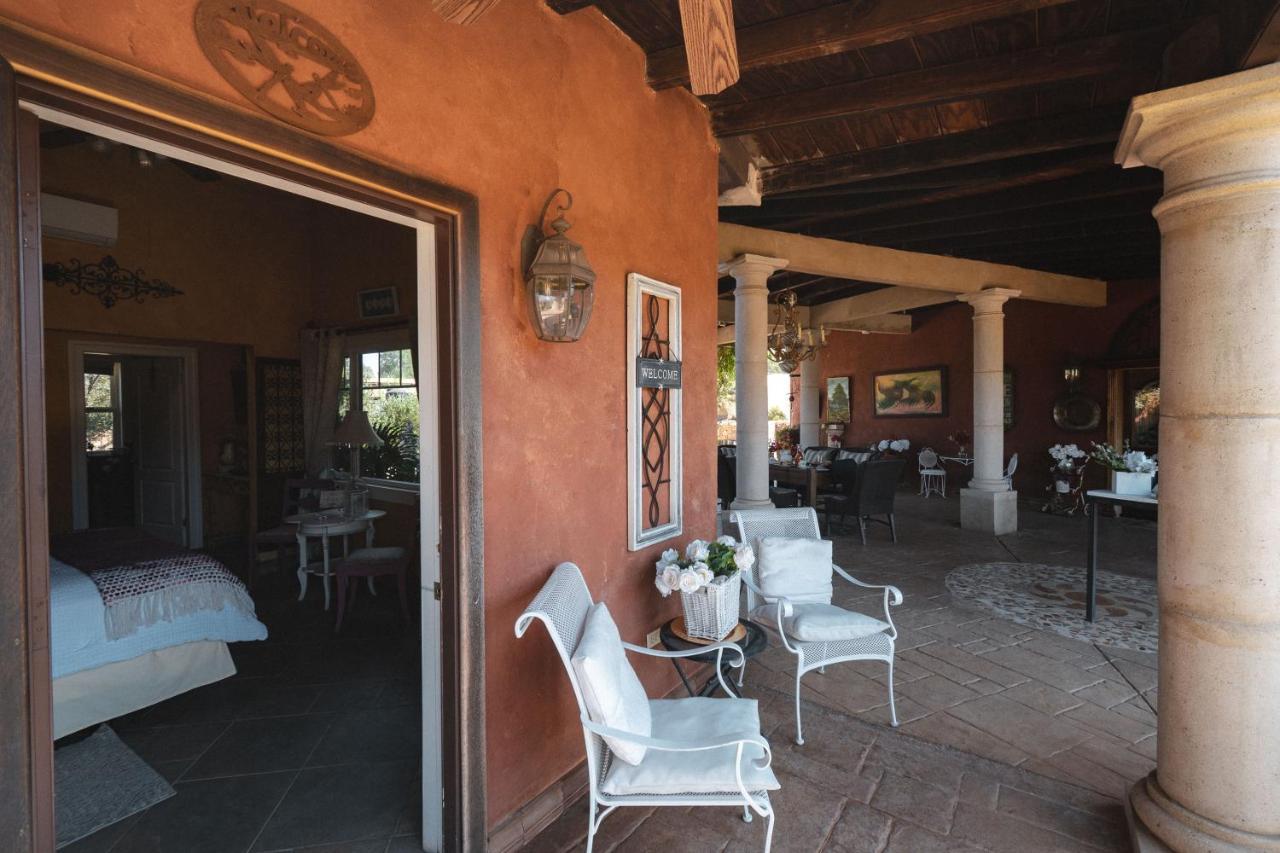 Vina Calabria Bed and Breakfast Valle de Guadalupe Buitenkant foto