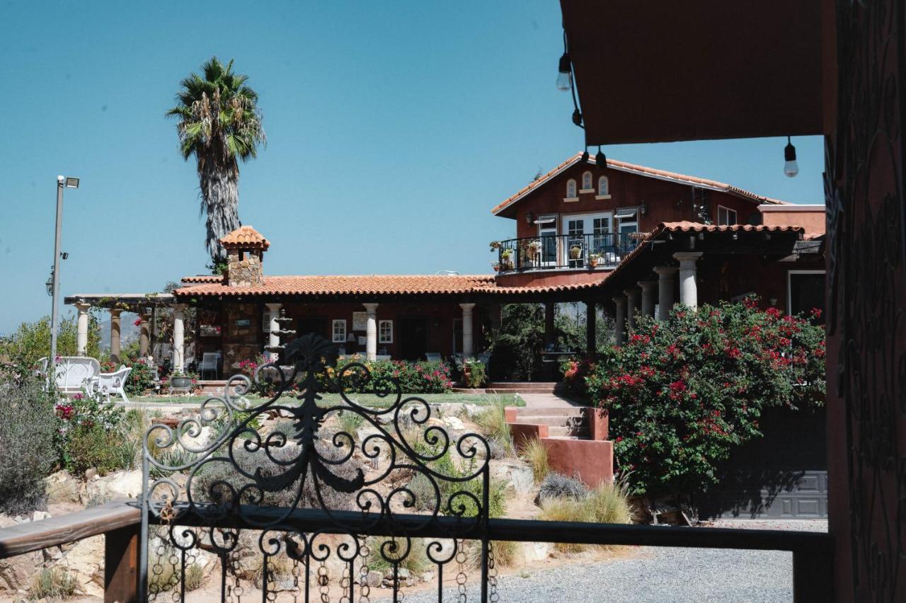 Vina Calabria Bed and Breakfast Valle de Guadalupe Buitenkant foto