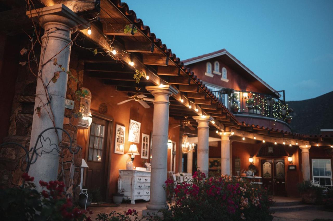 Vina Calabria Bed and Breakfast Valle de Guadalupe Buitenkant foto